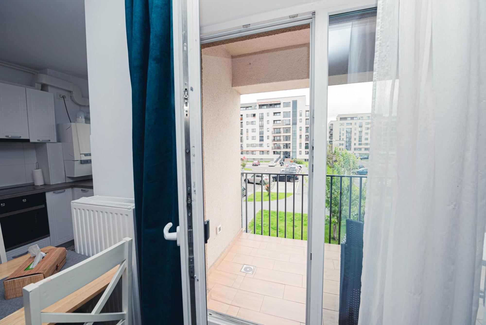 White Mood Apartment 2 Braşov Exterior foto